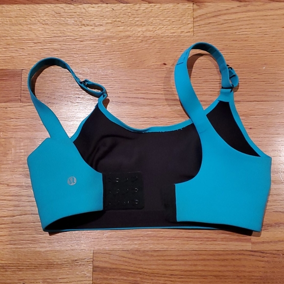 Lululemon Sports Bra - Picture 2 of 6